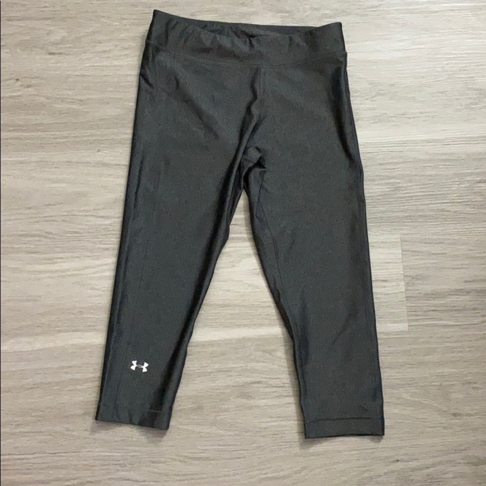 Under Armour Grey Cropped Workout Leggings